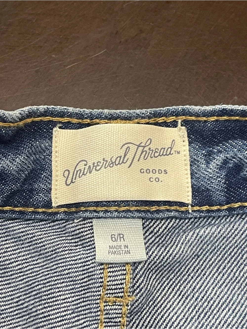 NWT Universal Thread Women's High Rise Long Denim Shorts Size 6R | Raw Hem